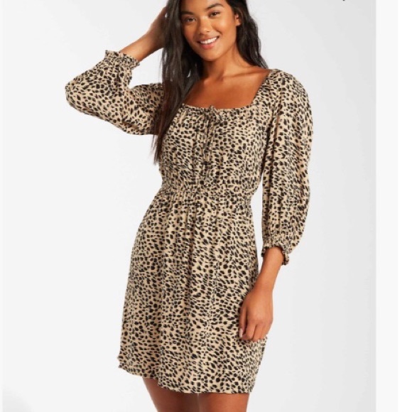 NWT Billabong Riviera Leopard Square Neck Mini Dress - Picture 1 of 9